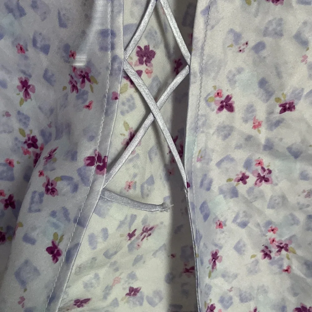 Lavender Satin Tank Top - Picture 6 of 6